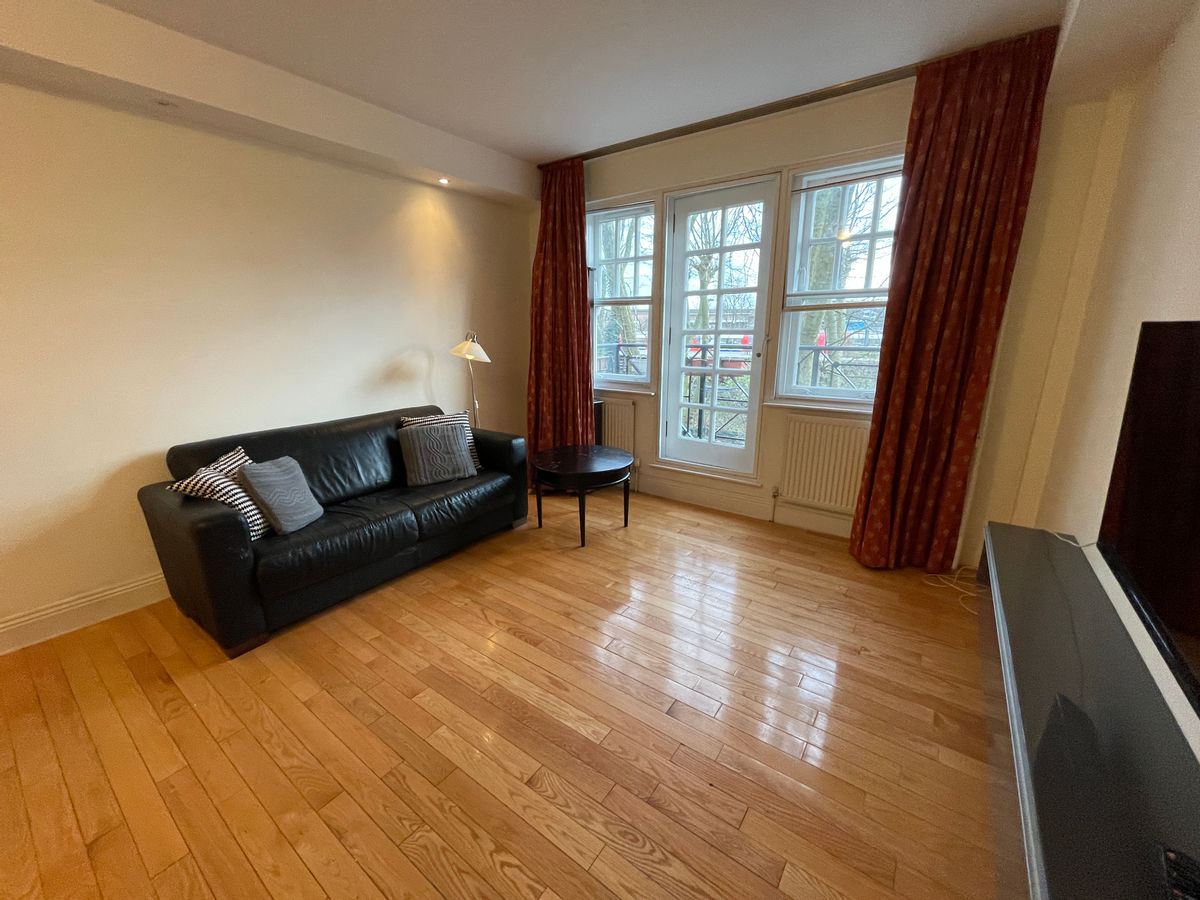 Livingroom One