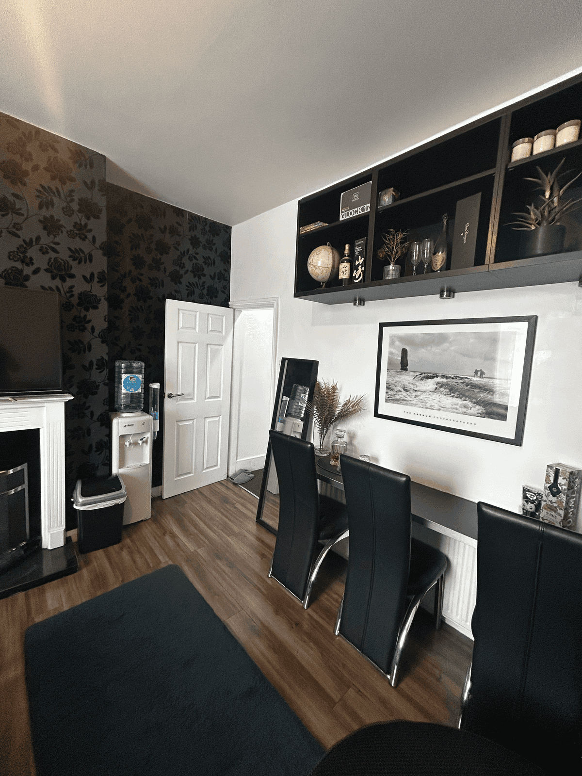 Livingroom One