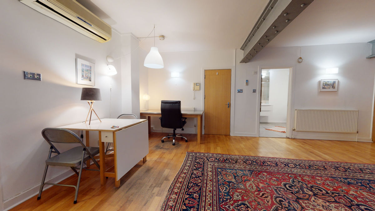 Bedroom/livingroom One